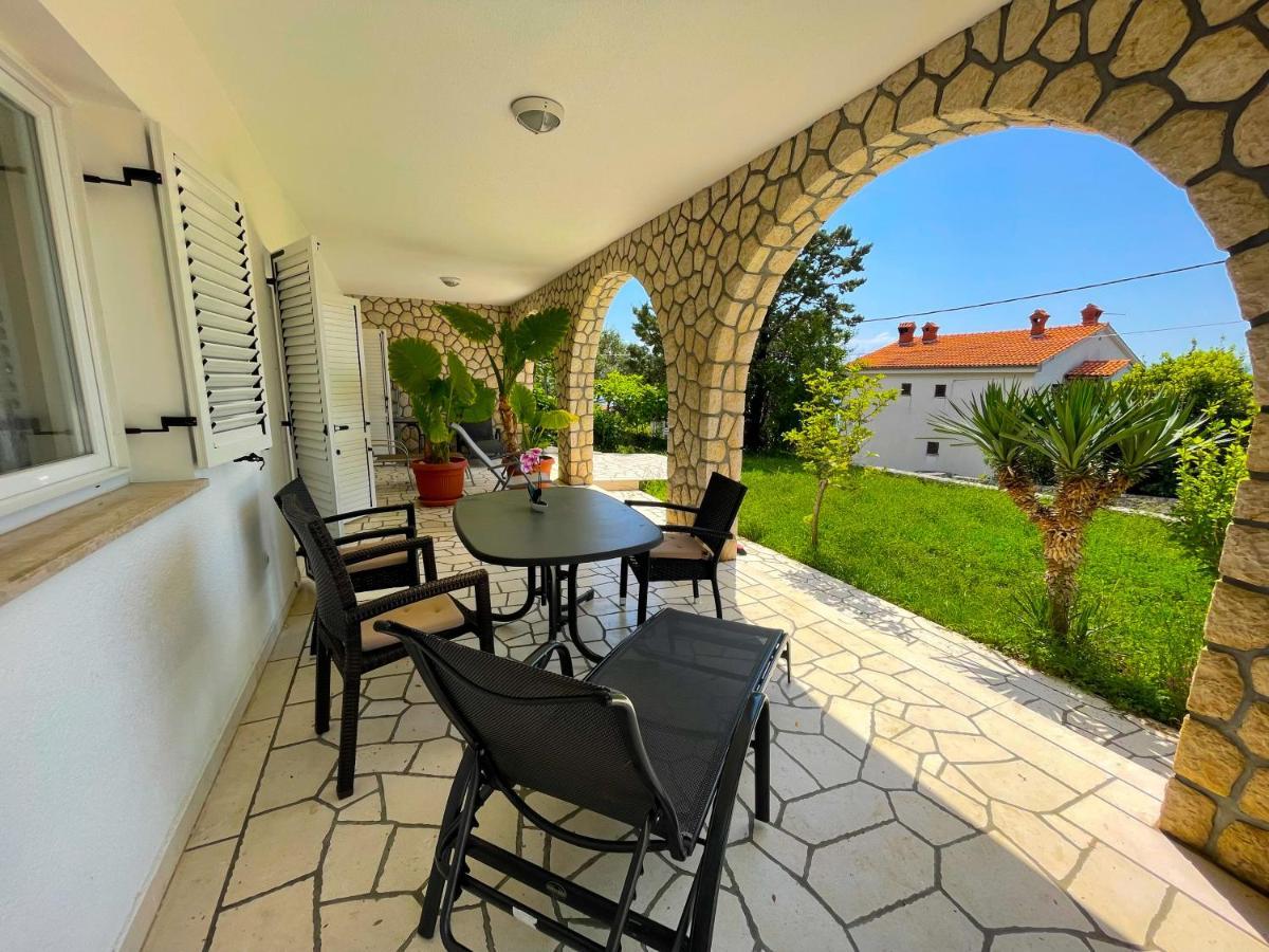 Apartments Sams Новий Винодольський Екстер'єр фото