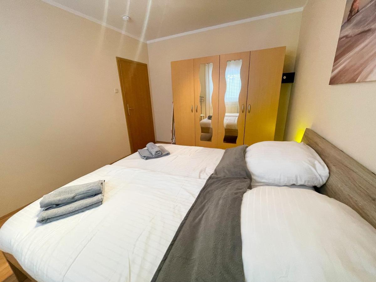 Apartments Sams Новий Винодольський Екстер'єр фото
