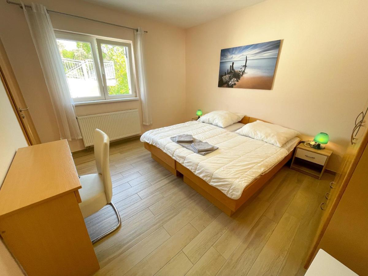 Apartments Sams Новий Винодольський Екстер'єр фото