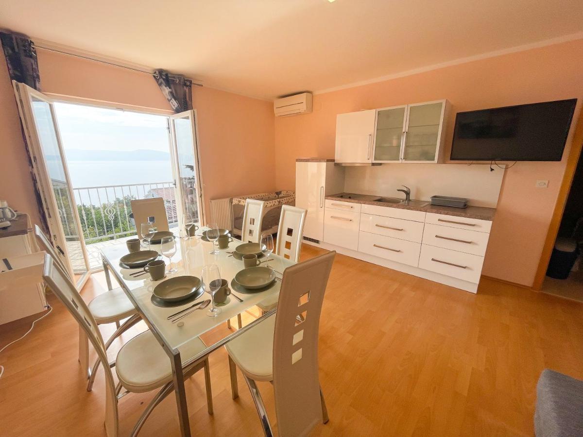 Apartments Sams Новий Винодольський Екстер'єр фото